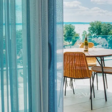 365balaton *